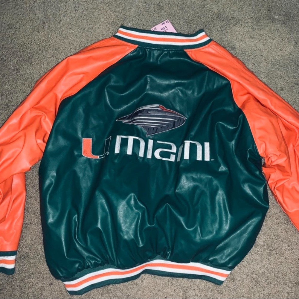 Miami Hurricanes Letterman jacket (Fits like a XL)